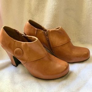 Mix Mooz Leather Ankle Boots/ heels